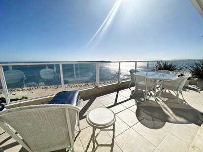 Apartamento ID.2558 -  VENTA Penthouse en primera linea de Playa Mansa