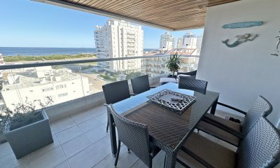 VENTA  BRAVA Departamento en excelente estado con vistas al mar