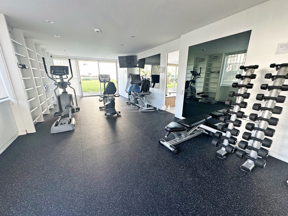 Apartamento ID.2558 -  VENTA Penthouse en primera linea de Playa Mansa