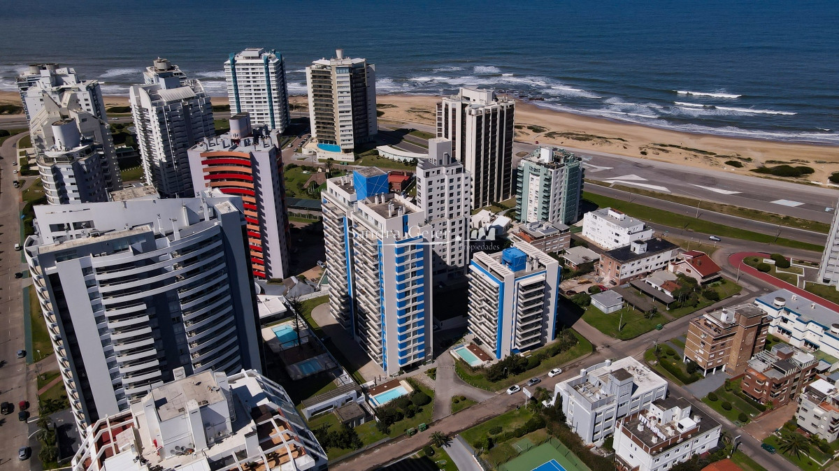 Apartamento ID.3385 - Exclusivo departamento en Arenas del Mar con vista al Mar.