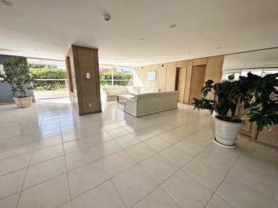 Apartamento ID.2558 -  VENTA Penthouse en primera linea de Playa Mansa