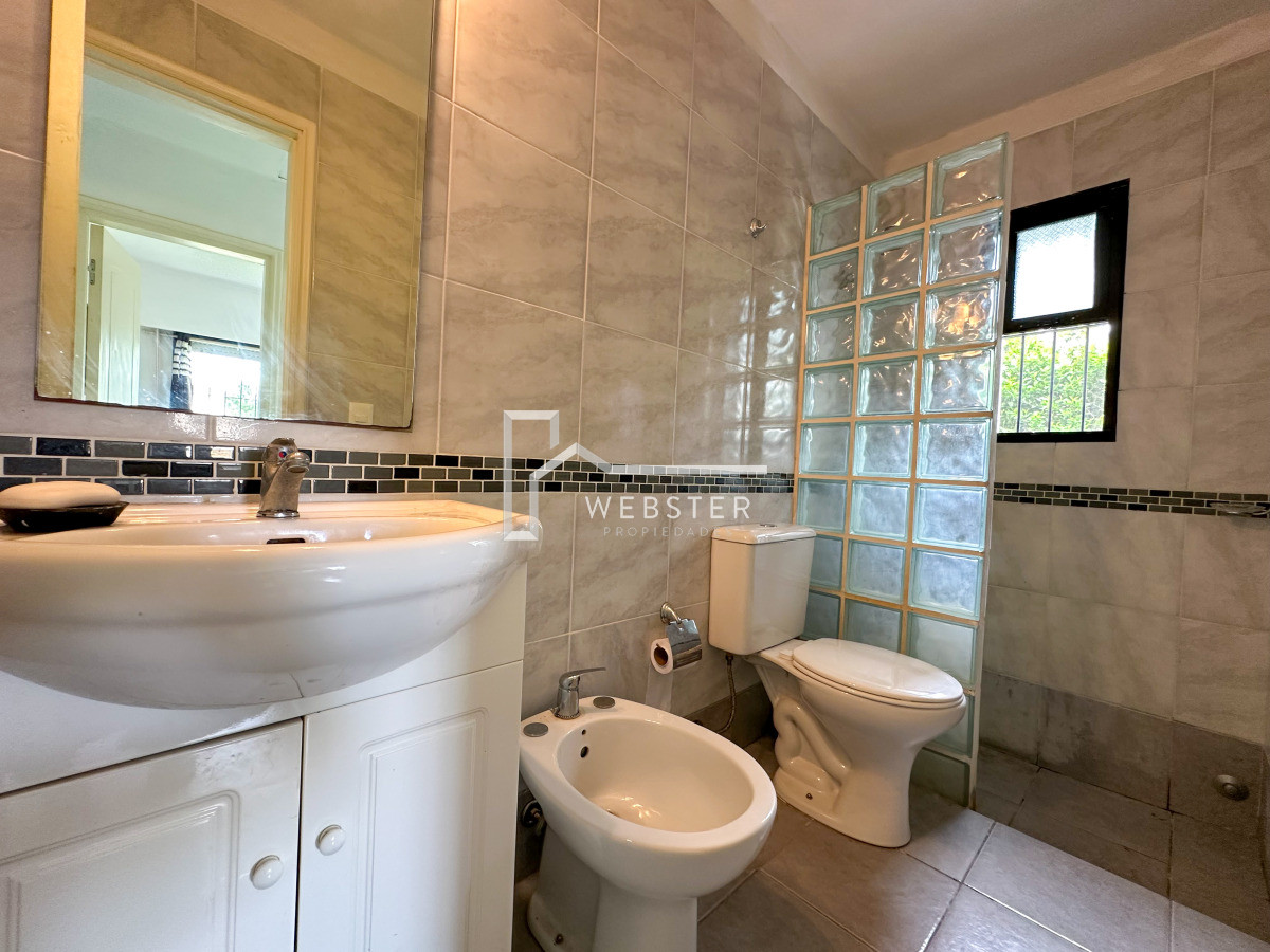 Casa ID.2629 - Hermosa casa en barrio Residencial de Punta del Este a pasos de todo!