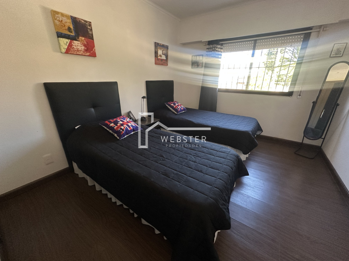 Casa ID.2629 - Hermosa casa en barrio Residencial de Punta del Este a pasos de todo!