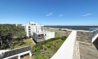 Pent House en primera linea de Playa Mansa