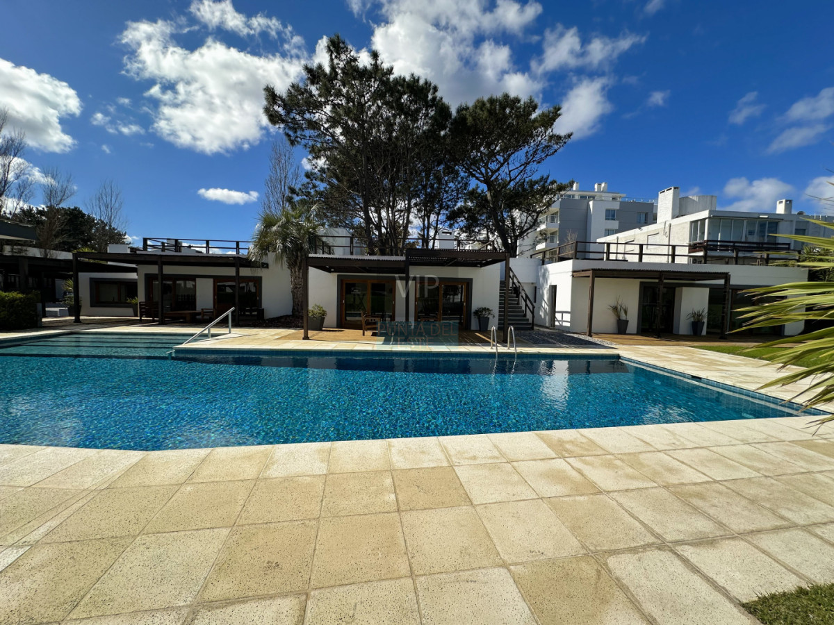 Apartamento ID.2475 - Pent House en primera linea de Playa Mansa