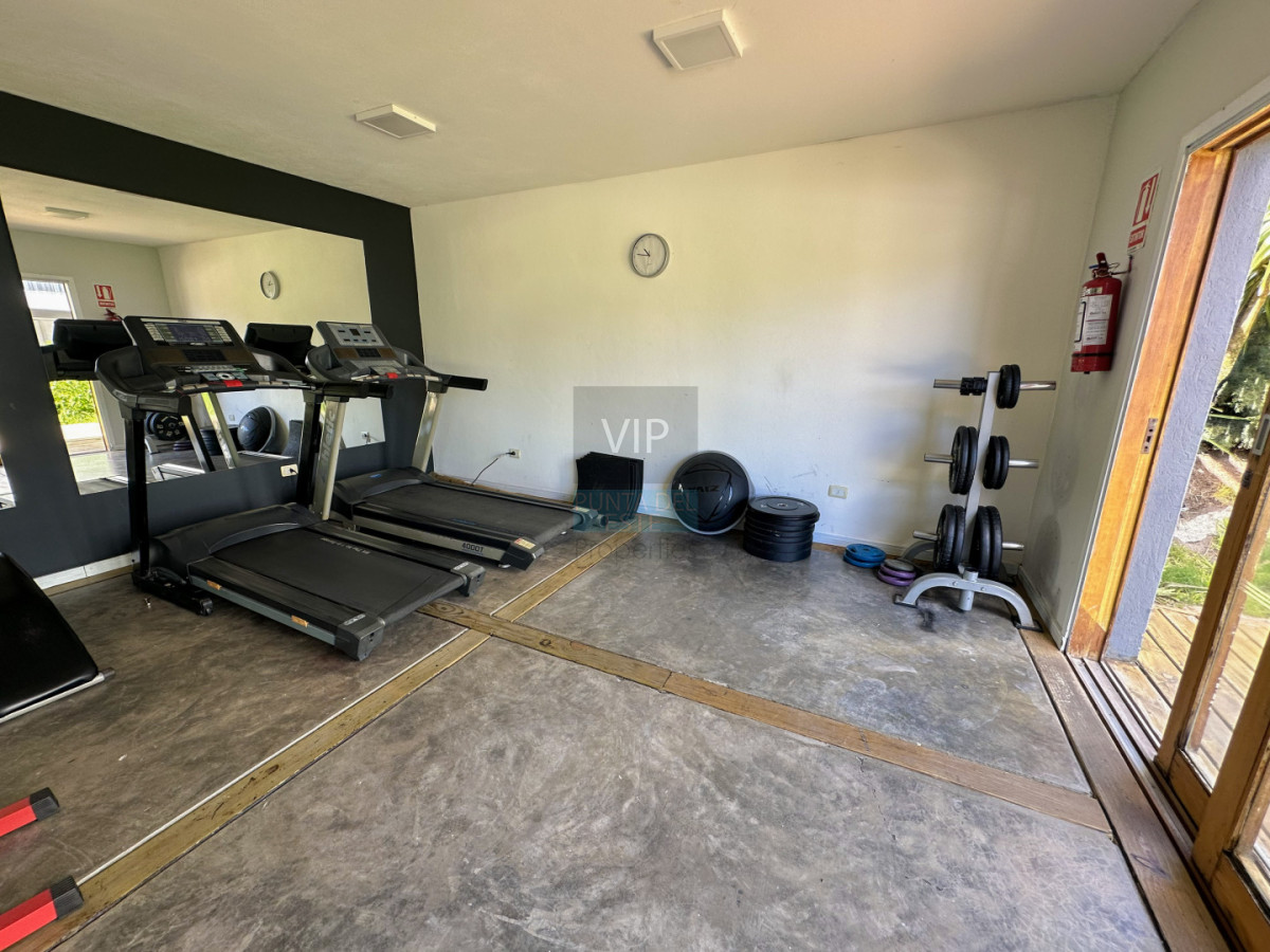 Apartamento ID.2475 - Pent House en primera linea de Playa Mansa