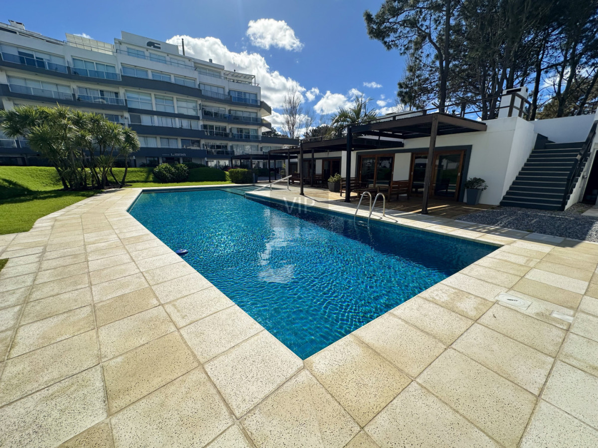 Apartamento ID.2475 - Pent House en primera linea de Playa Mansa