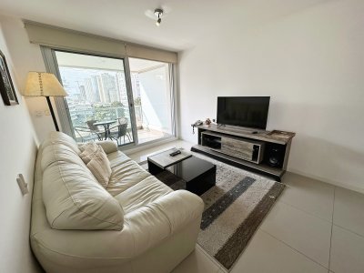 Departamento en venta de 2 dormitorios, Torre Wind Tower, Punta Del Este.