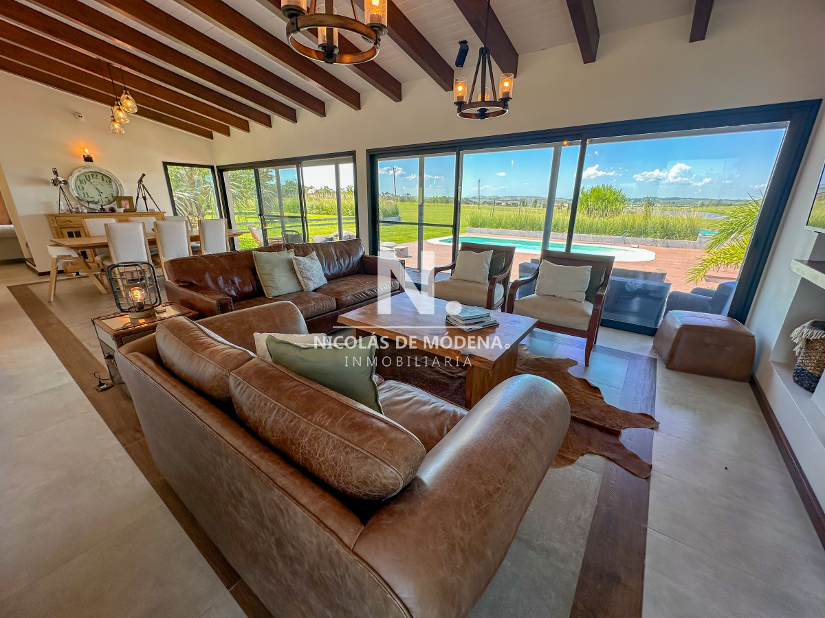 Laguna de los Cisnes - GoPunta - Portal Inmobiliario de Punta del Este - Maldonado