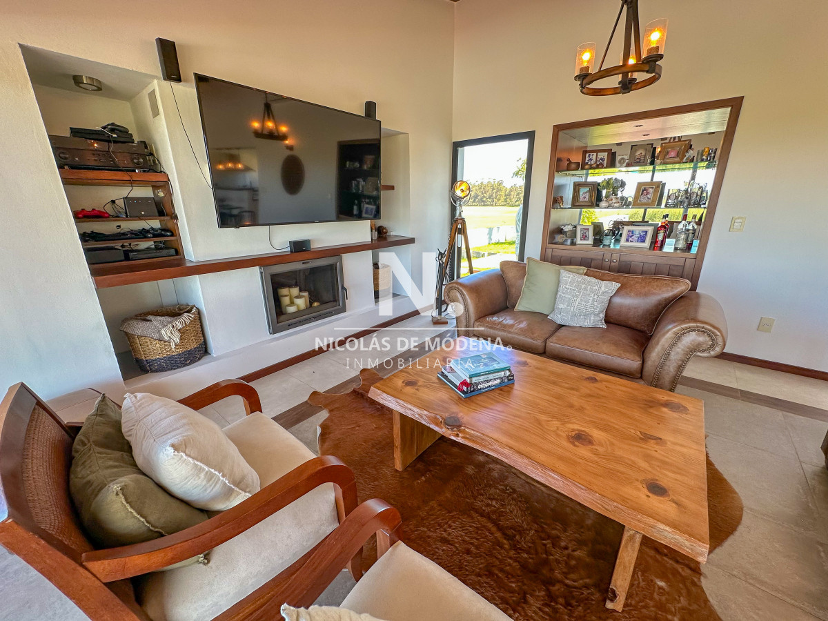 Laguna de los Cisnes - GoPunta - Portal Inmobiliario de Punta del Este - Maldonado