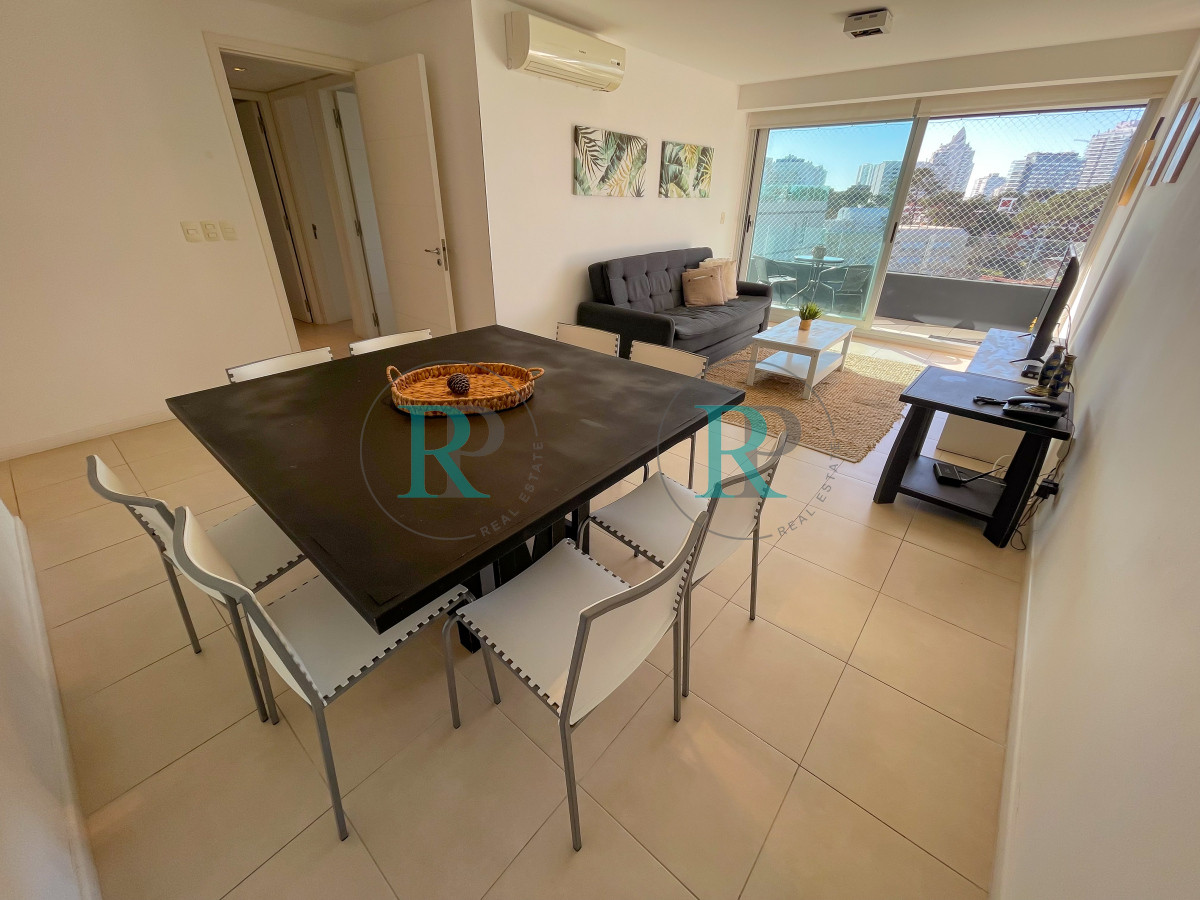 Apartamento ID.2121 - Departamento en zona mansa, 3 dormitorios U$S 269.000