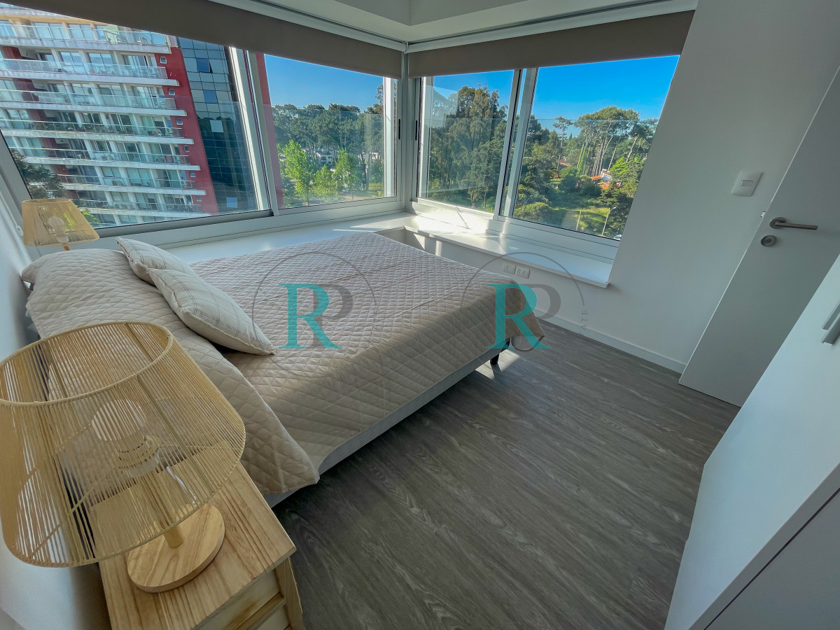 Apartamento ID.2198 - Apartamento en Alquiler de 1 dormitorio con 2 baños en Ocean Drive Country