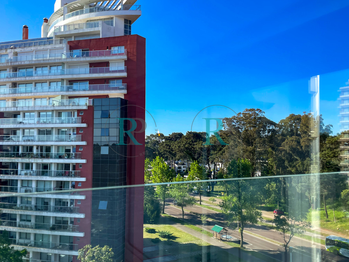 Apartamento ID.2198 - Apartamento en Alquiler de 1 dormitorio con 2 baños en Ocean Drive Country