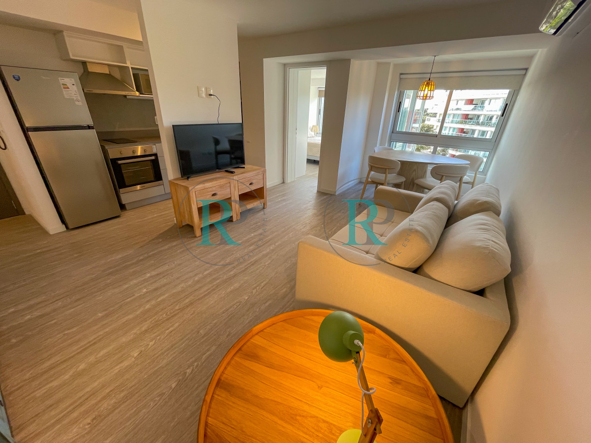 Apartamento ID.2198 - Apartamento en Alquiler de 1 dormitorio con 2 baños en Ocean Drive Country