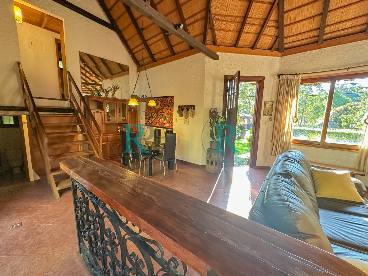 Casa ID.2218 - Casa en venta en Pinares para disfrutar todo el año