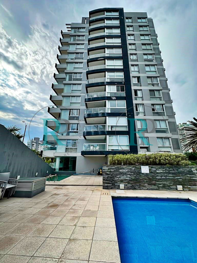 Apartamento ID.2121 - Departamento en zona mansa, 3 dormitorios U$S 269.000