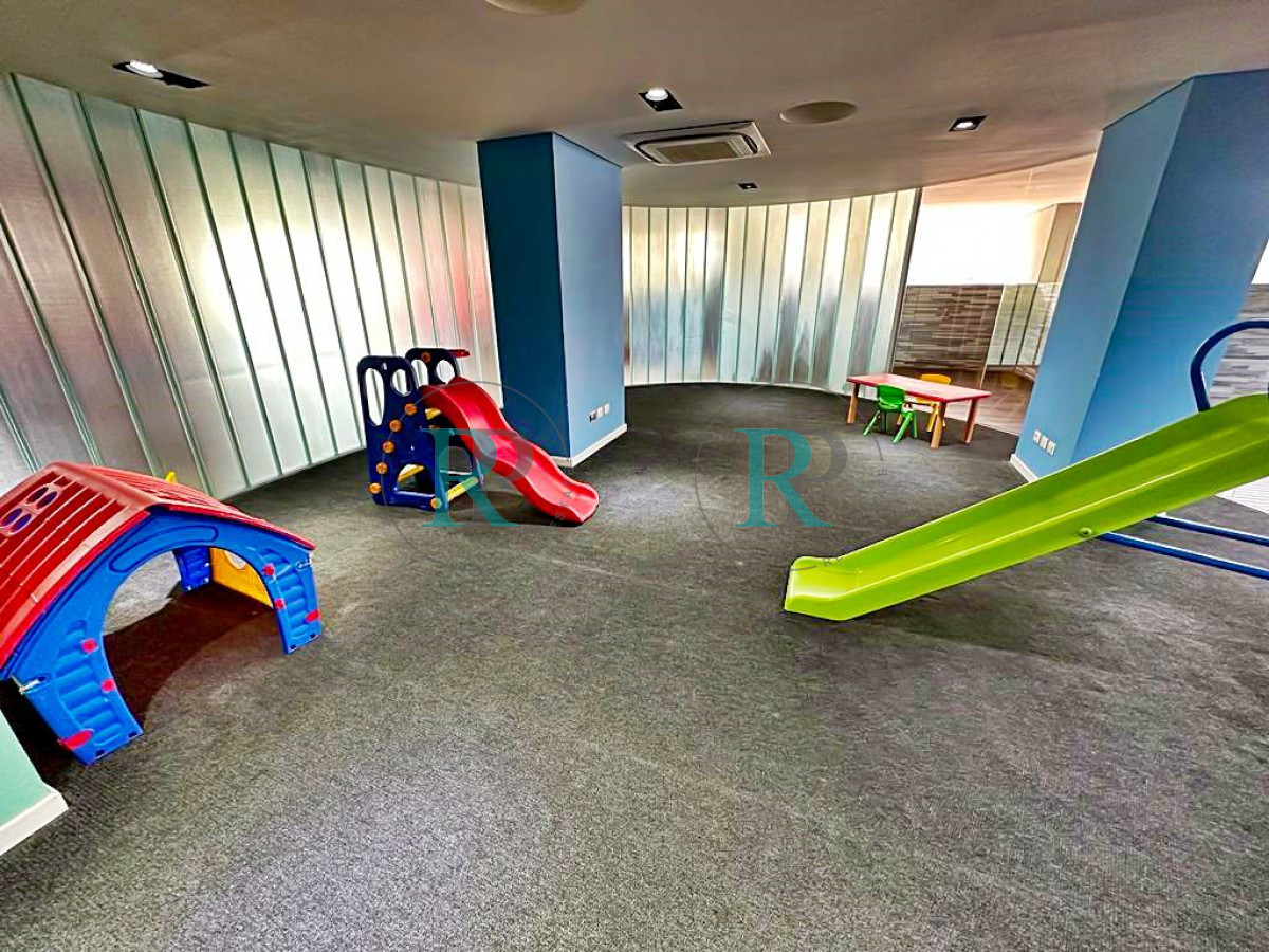 Apartamento ID.2121 - Departamento en zona mansa, 3 dormitorios U$S 269.000