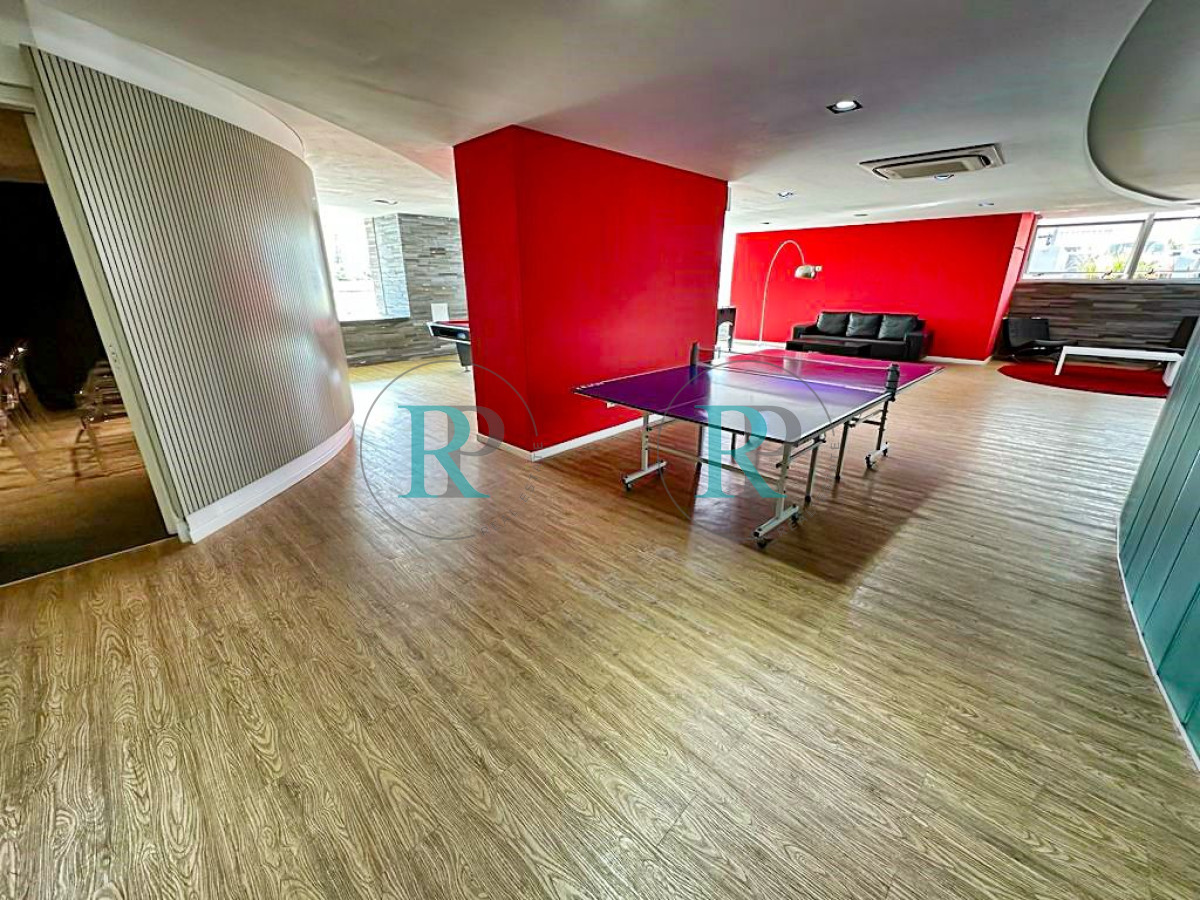 Apartamento ID.2121 - Departamento en zona mansa, 3 dormitorios U$S 269.000