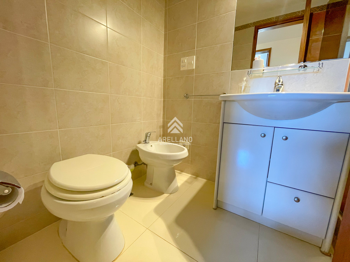 Apartamento ID.4660 - Hermoso apartamento en piso alto en la zona de Punta Shopping, cerca de todo!