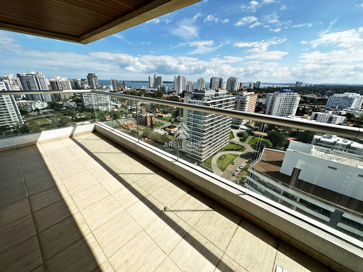 Apartamento ID.5150 - Venta apartamento 2 dormitorios Piso alto en Icon Brava