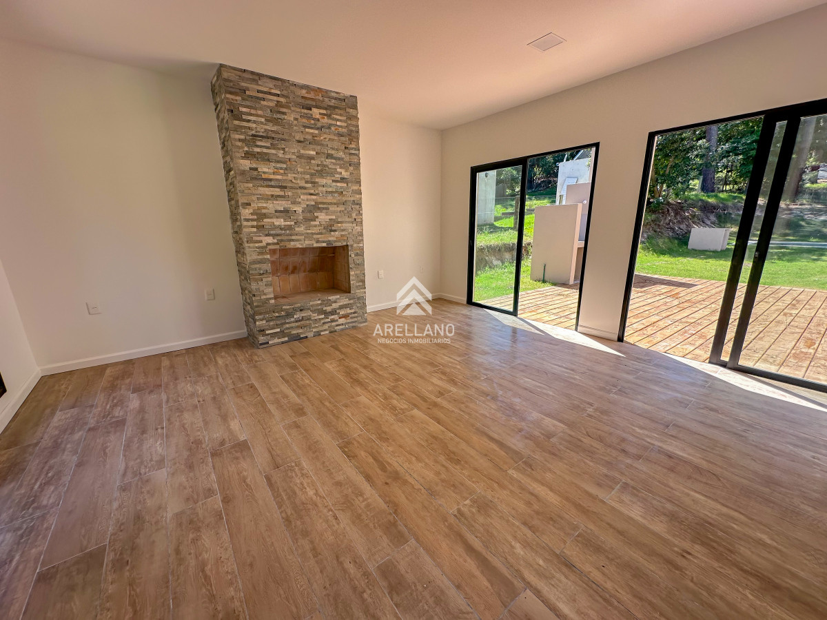 Casa ID.5021 - Casas a estrenar en Laguna del Sauce. Punta del Este