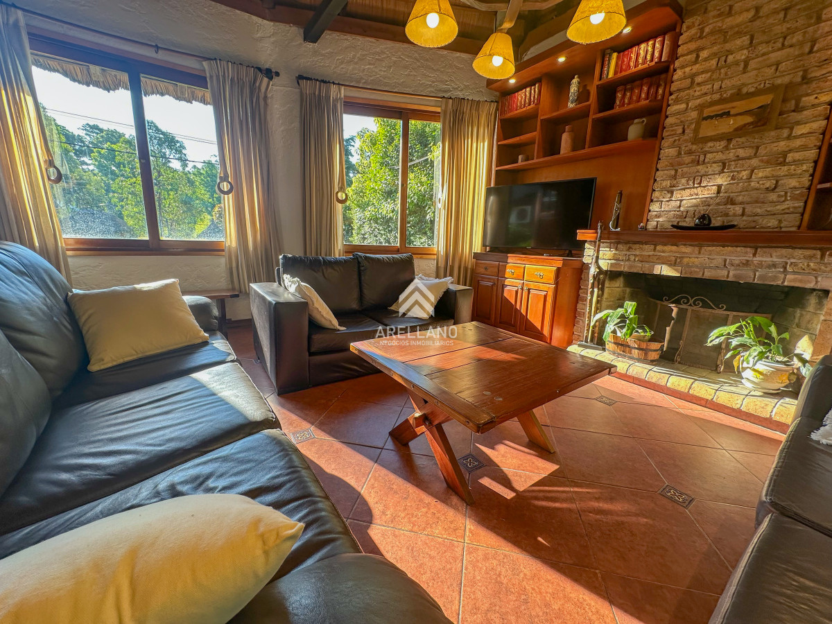 Casa ID.4273 - Casa en venta en Pinares para disfrutar todo el año