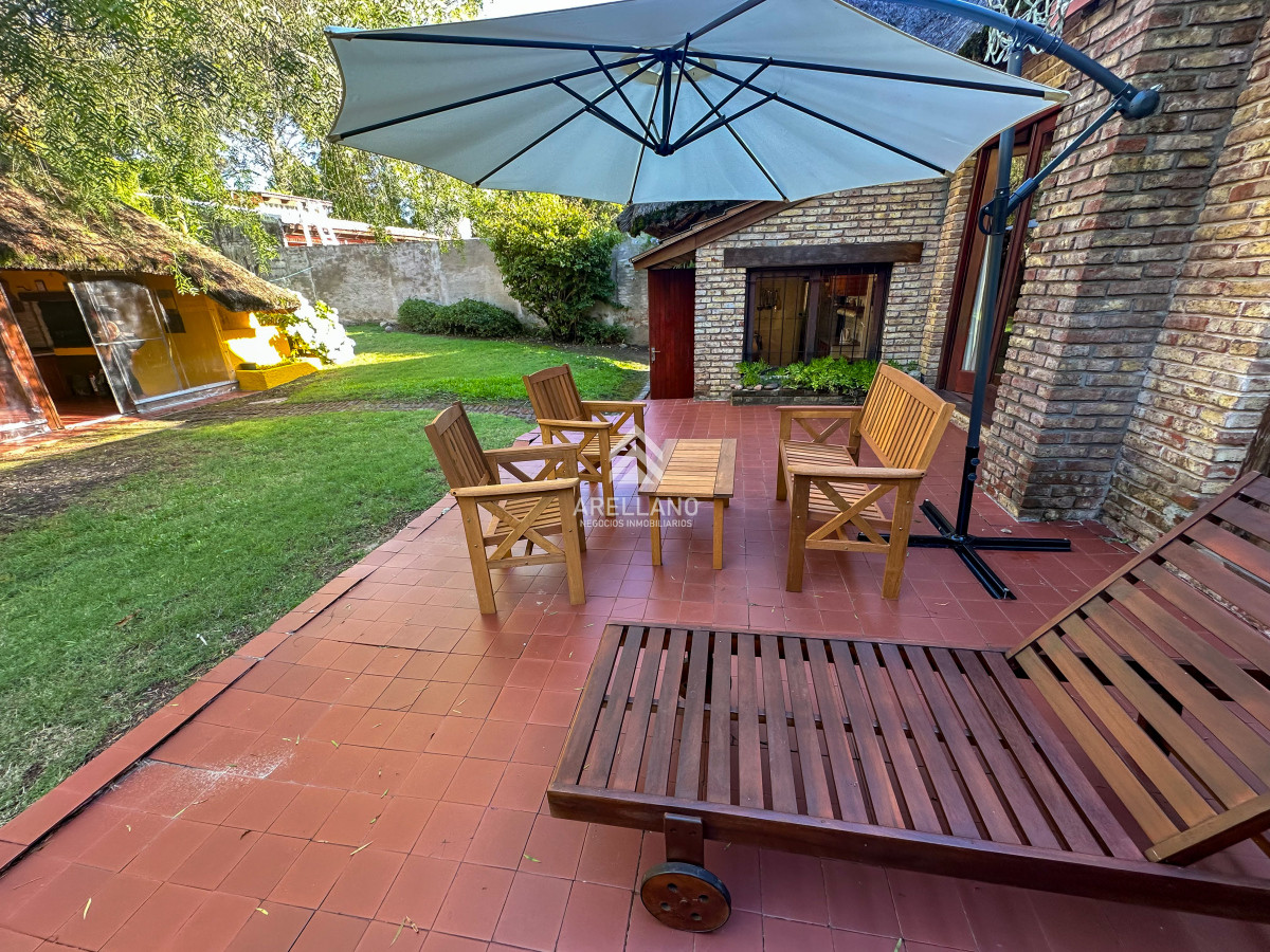 Casa ID.4273 - Casa en venta en Pinares para disfrutar todo el año