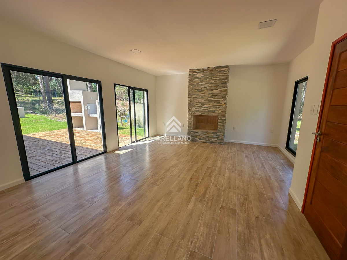 Casa ID.5023 - Casas a estrenar en Laguna del Sauce, Punta del Este.