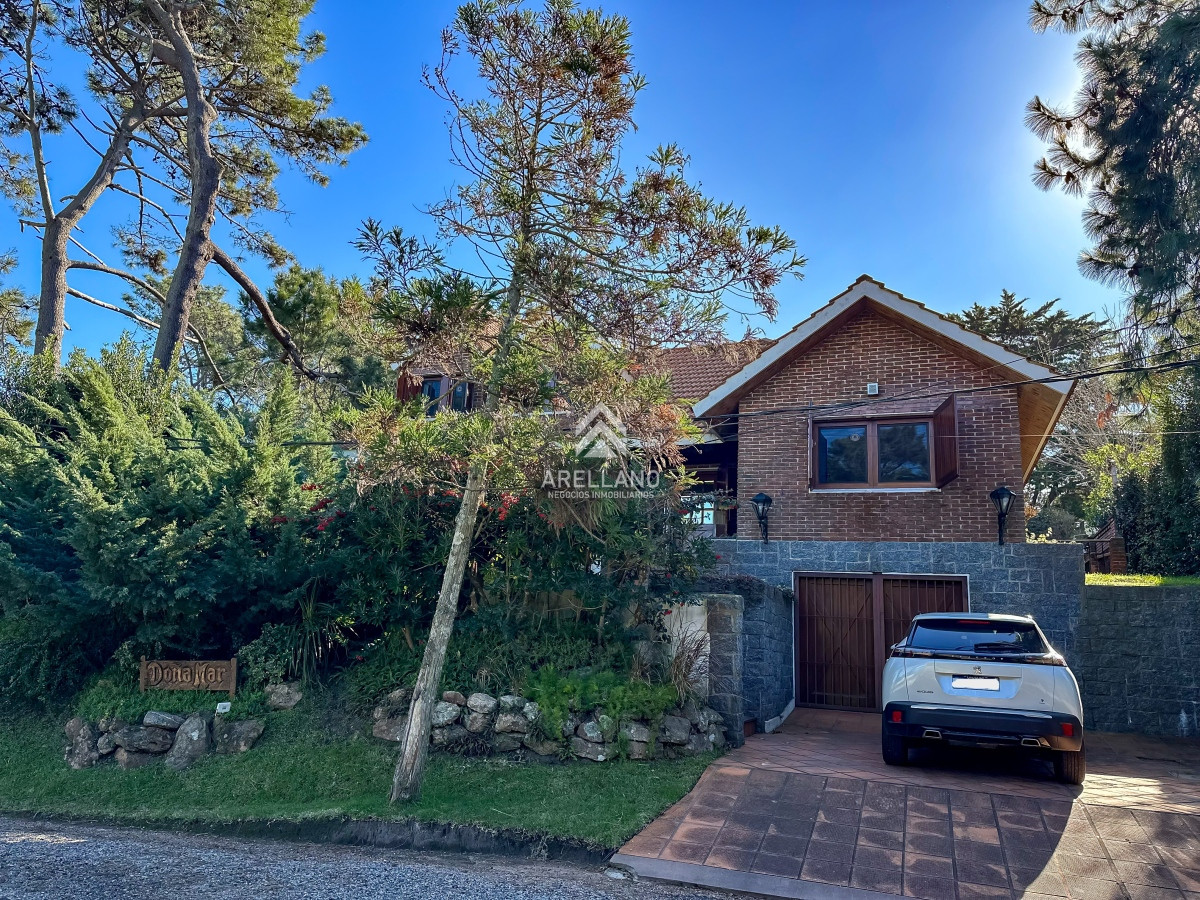 Casa ID.6428 - Venta casa 4 dormitorios 