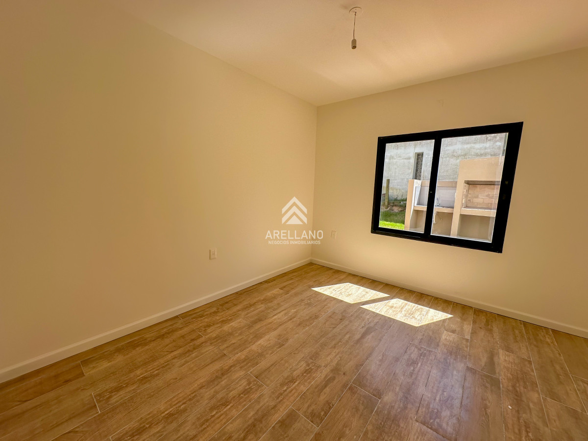 Casa ID.5021 - Casas a estrenar en Laguna del Sauce. Punta del Este