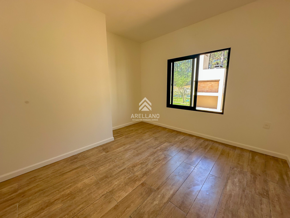 Casa ID.5023 - Casas a estrenar en Laguna del Sauce, Punta del Este.