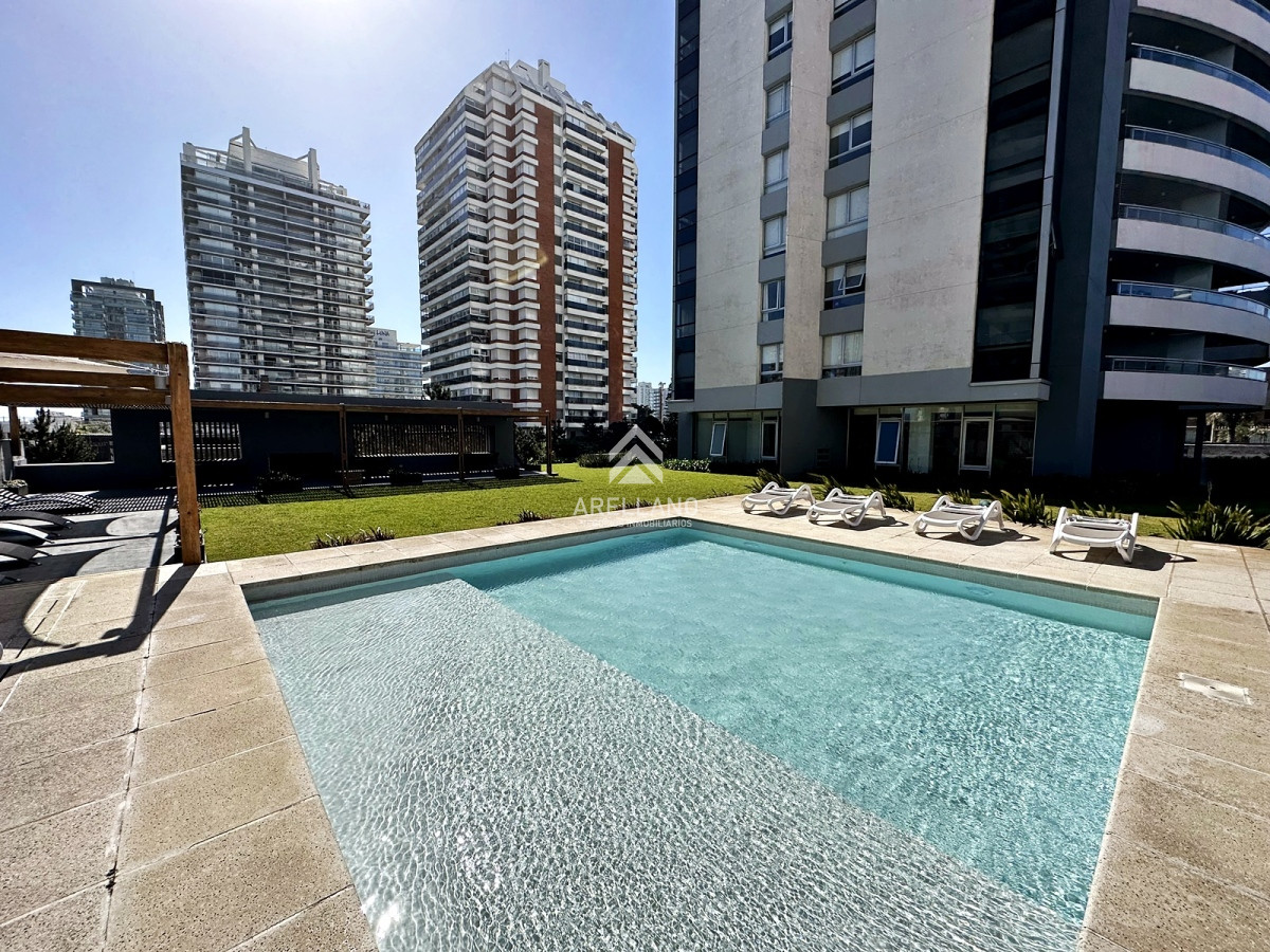 Apartamento ID.5052 - Exclusivo apartamento en alquiler de verano en Forest Tower II