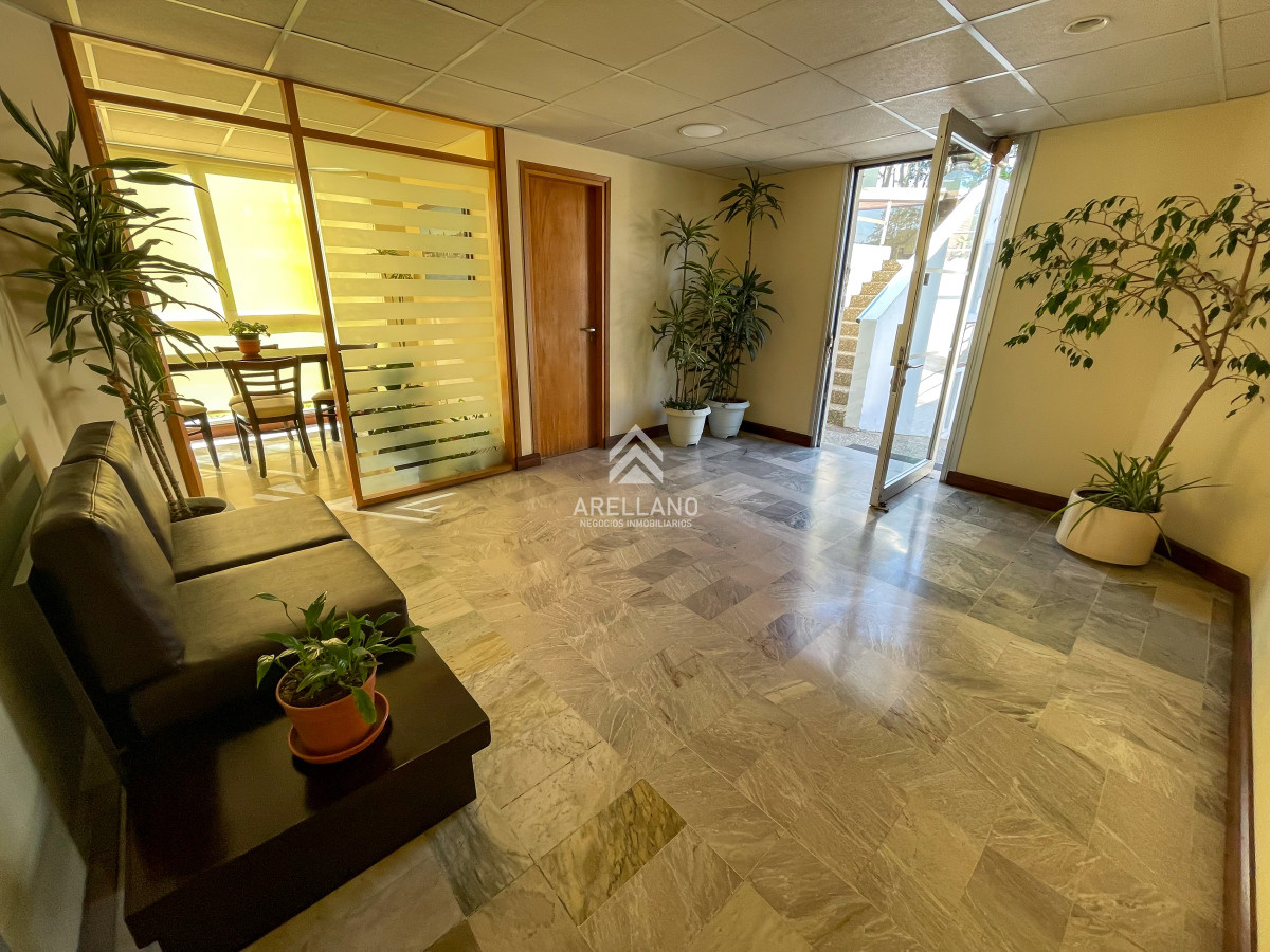 Apartamento ID.4660 - Hermoso apartamento en piso alto en la zona de Punta Shopping, cerca de todo!