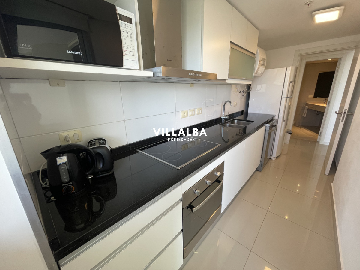 Apartamento ID.4344 - Wind Tower en venta piso alto!