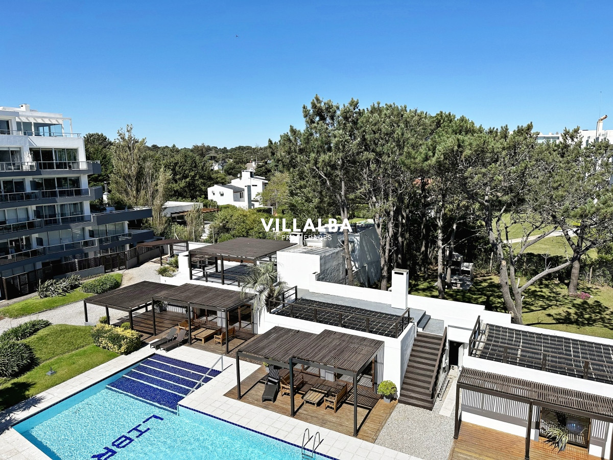 Apartamento ID.4150 - Pent House en primera linea de Playa Mansa