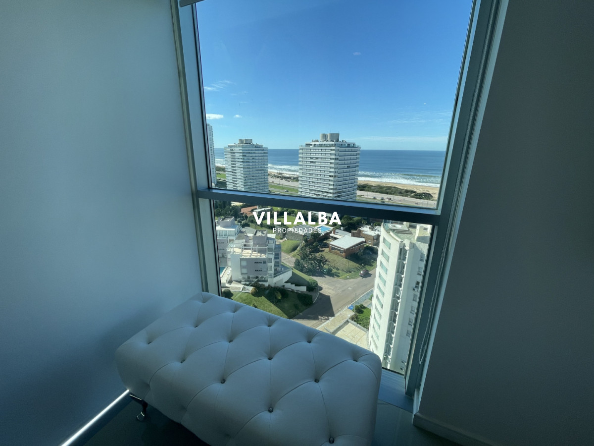 Apartamento ID.4344 - Wind Tower en venta piso alto!