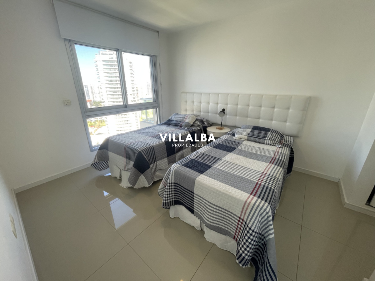 Apartamento ID.4344 - Wind Tower en venta piso alto!