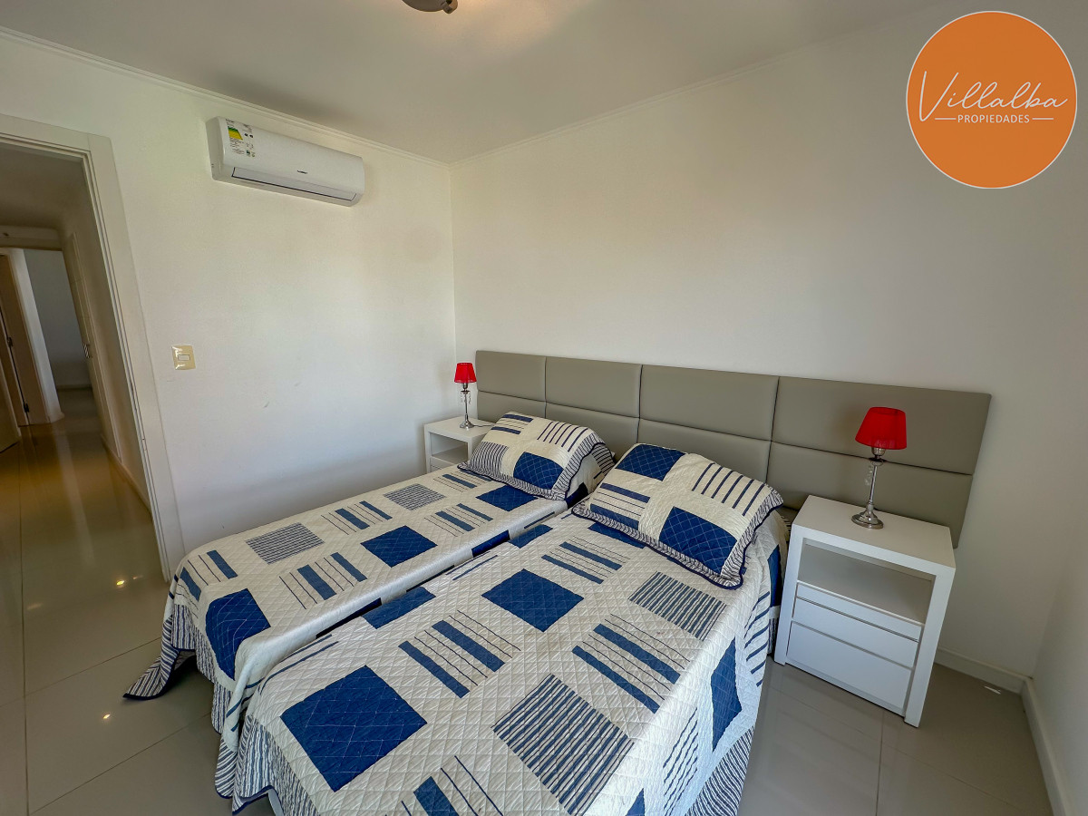 Apartamento ID.3693 - Hermoso piso alto en Wind Tower!