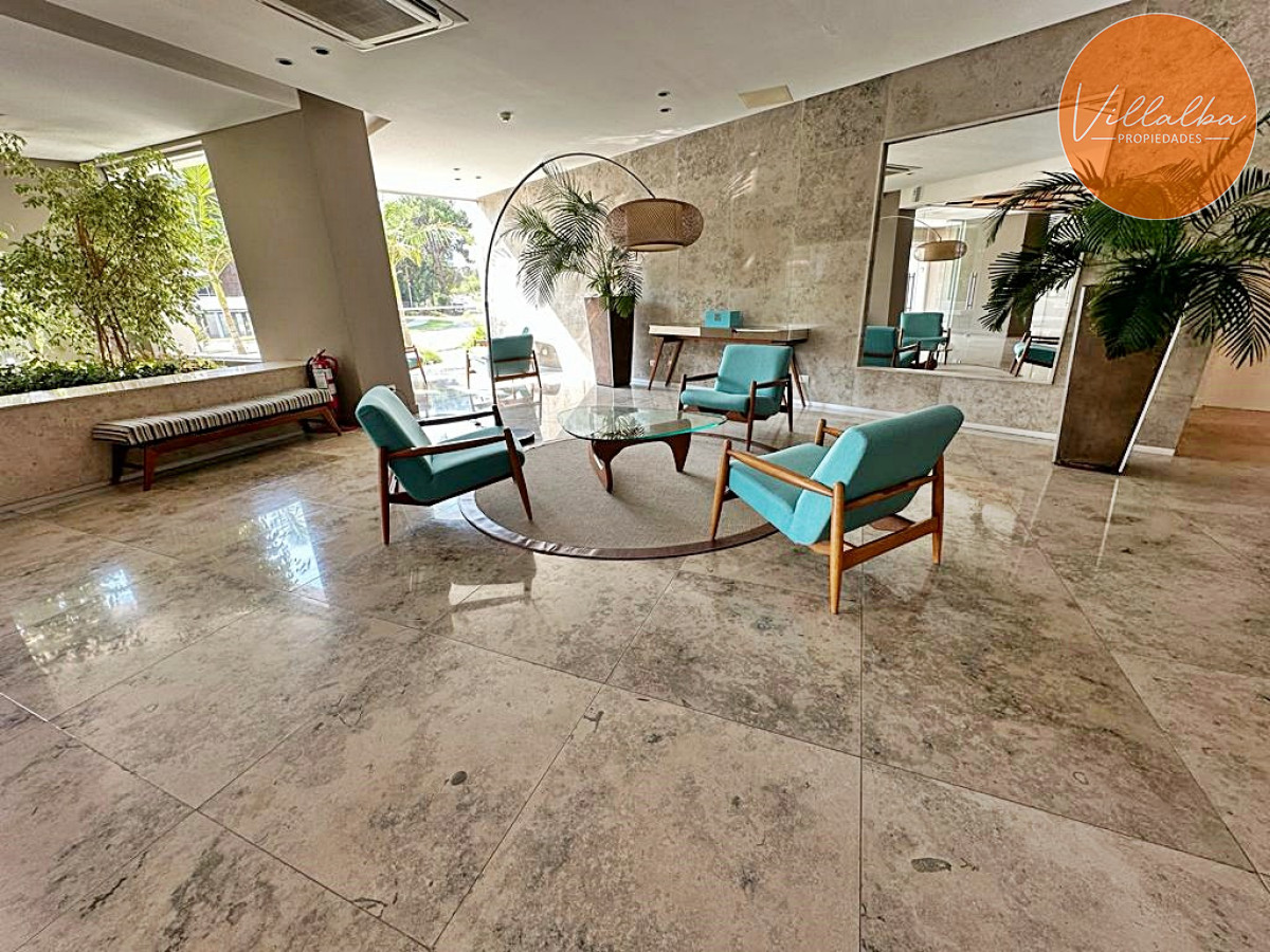 Apartamento ID.3693 - Hermoso piso alto en Wind Tower!