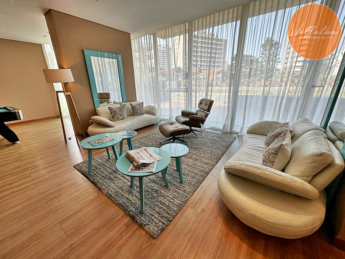 Apartamento ID.3693 - Hermoso piso alto en Wind Tower!