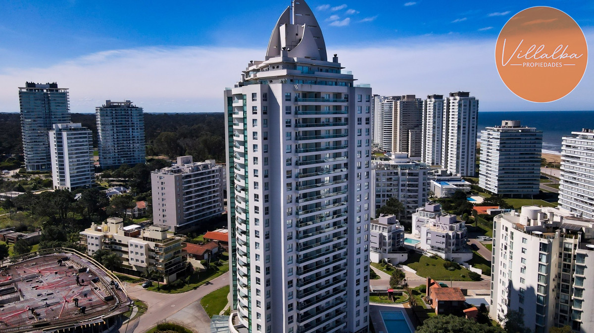Apartamento ID.3693 - Hermoso piso alto en Wind Tower!