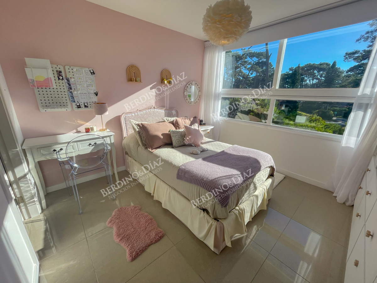 Apartamento ID.2925 -  One, Punta del Este! Exclusivo apartamento a pasos del mar.