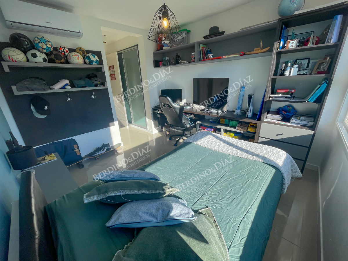 Apartamento ID.2925 -  One, Punta del Este! Exclusivo apartamento a pasos del mar.