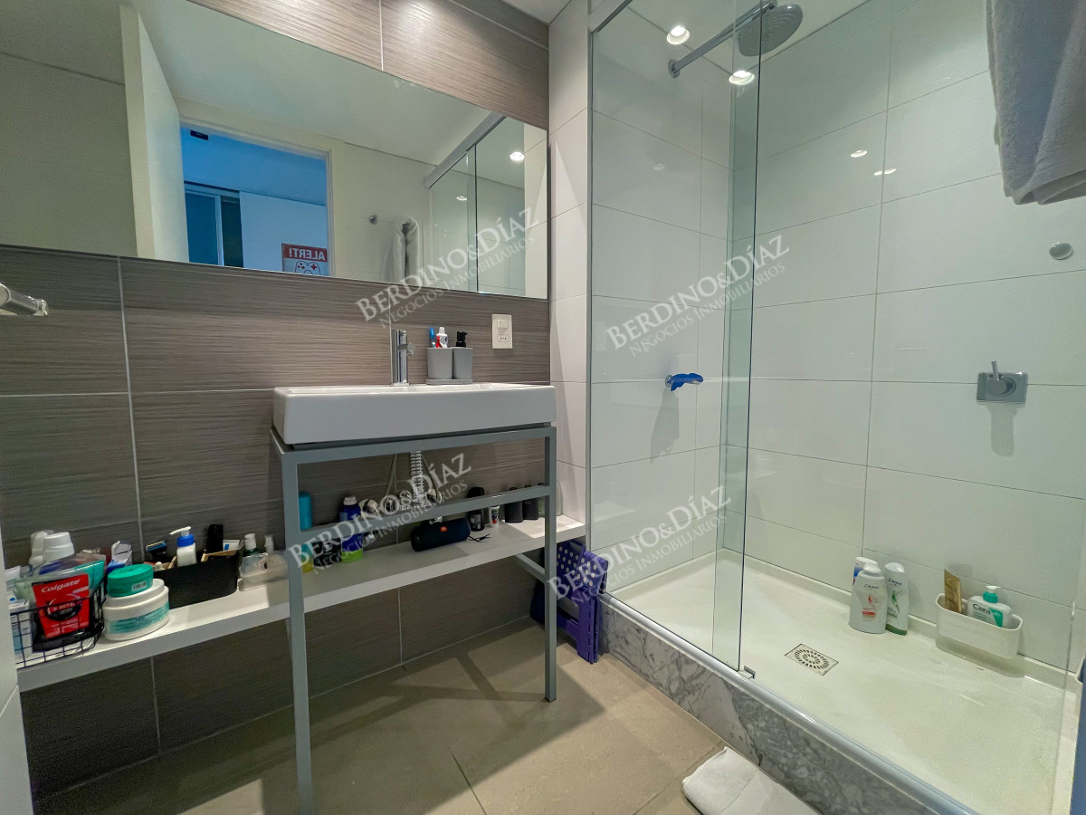 Apartamento ID.2925 -  One, Punta del Este! Exclusivo apartamento a pasos del mar.