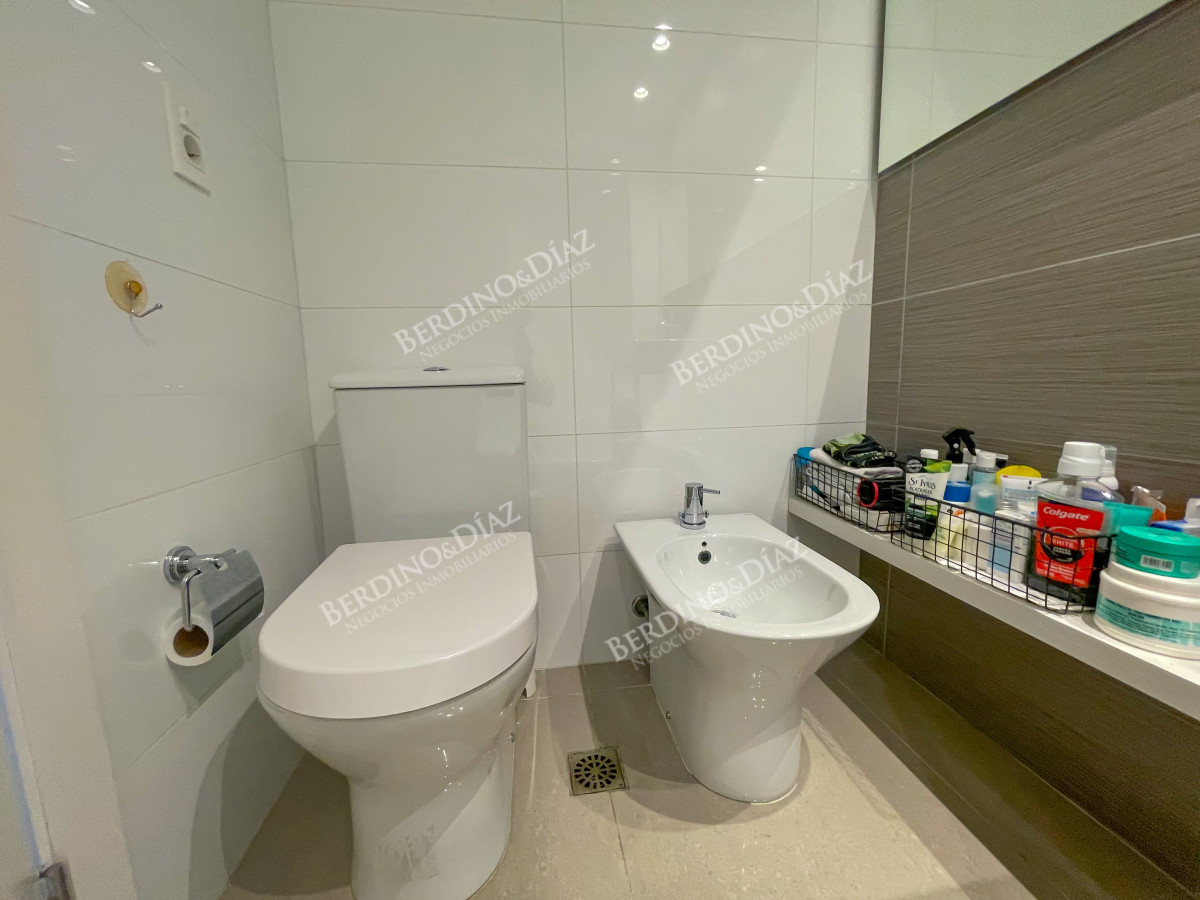 Apartamento ID.2925 -  One, Punta del Este! Exclusivo apartamento a pasos del mar.