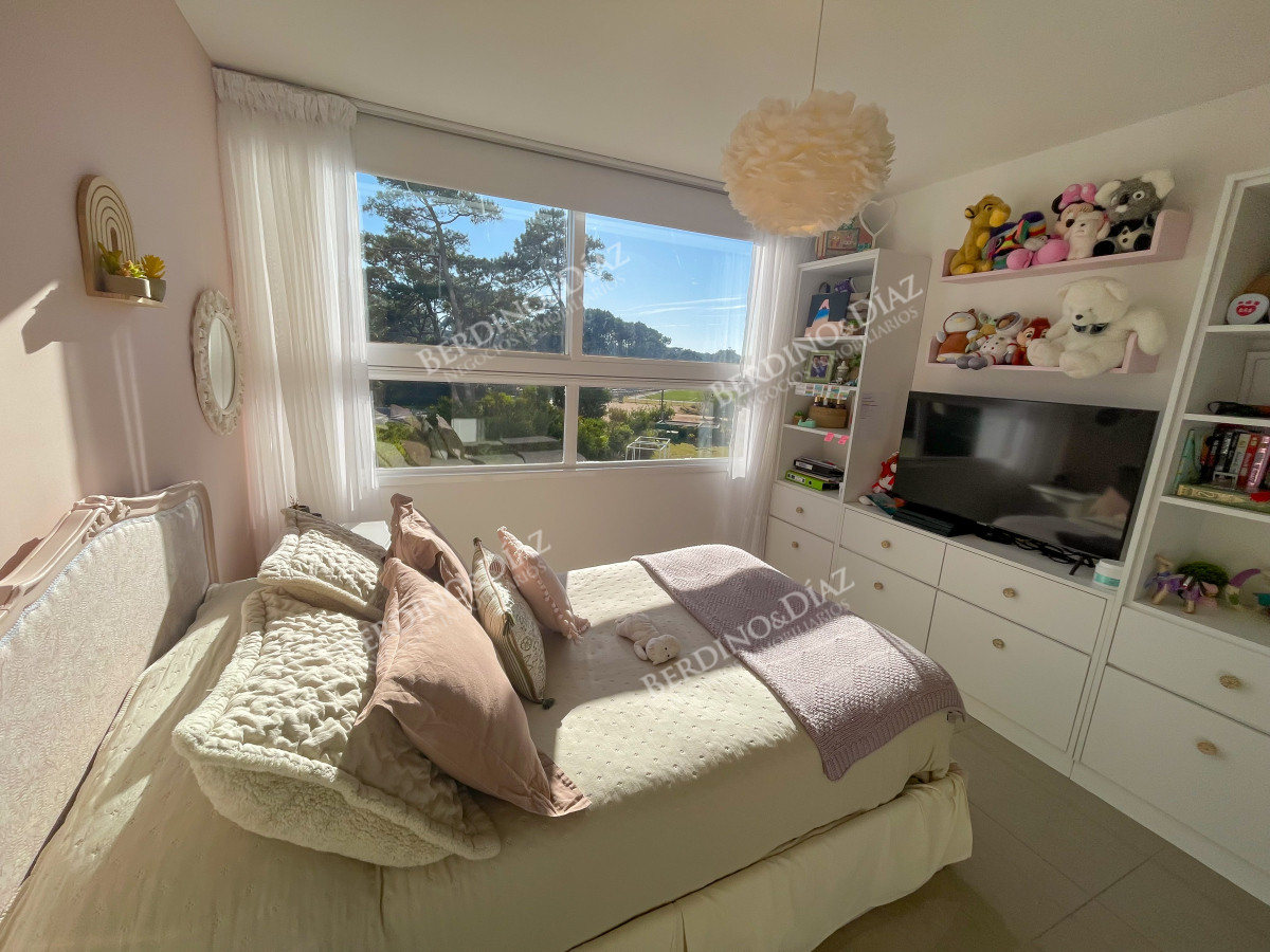 Apartamento ID.2925 -  One, Punta del Este! Exclusivo apartamento a pasos del mar.