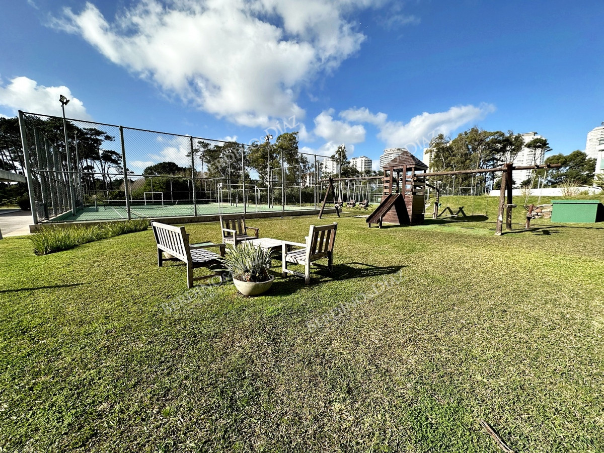 Apartamento ID.2925 -  One, Punta del Este! Exclusivo apartamento a pasos del mar.