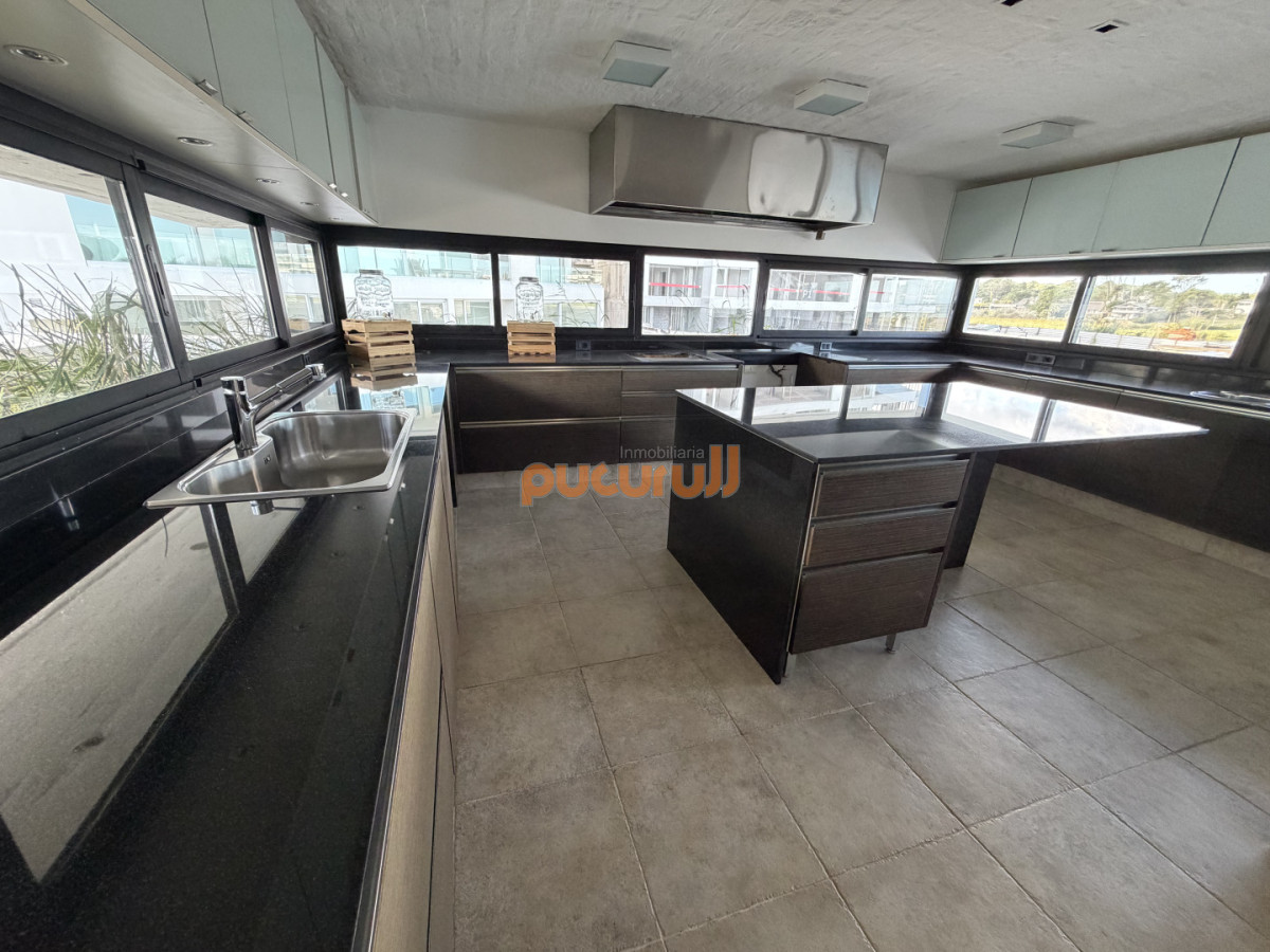 Apartamento ID.2827 - Frente al mar y laguna - ideal para disfrutar todo el año