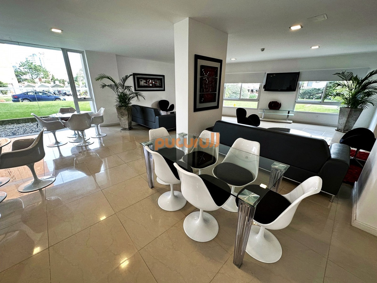 Apartamento ID.3005 - Exclusivo Penthouse con parrillero propio!!!