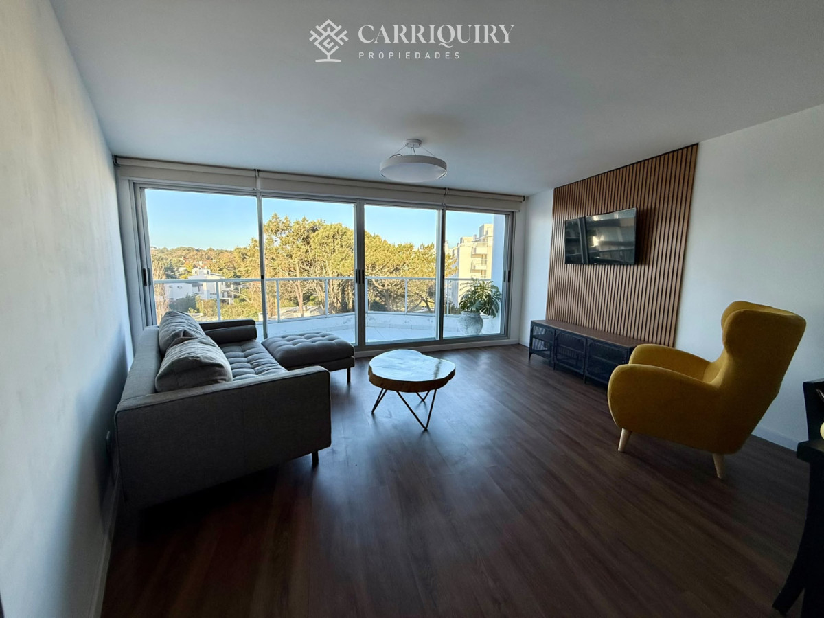 Apartamento ID.10030/APARTAMENTO-EN-ALQUILER-TEMPORARIO-1-DORMITORIO-Y-MEDIO-PLAYA-MANSA-FRENTE-AL-MAR-CRUCEROS-3-A-ESTRENAR - Pent House en primera linea de Playa Mansa